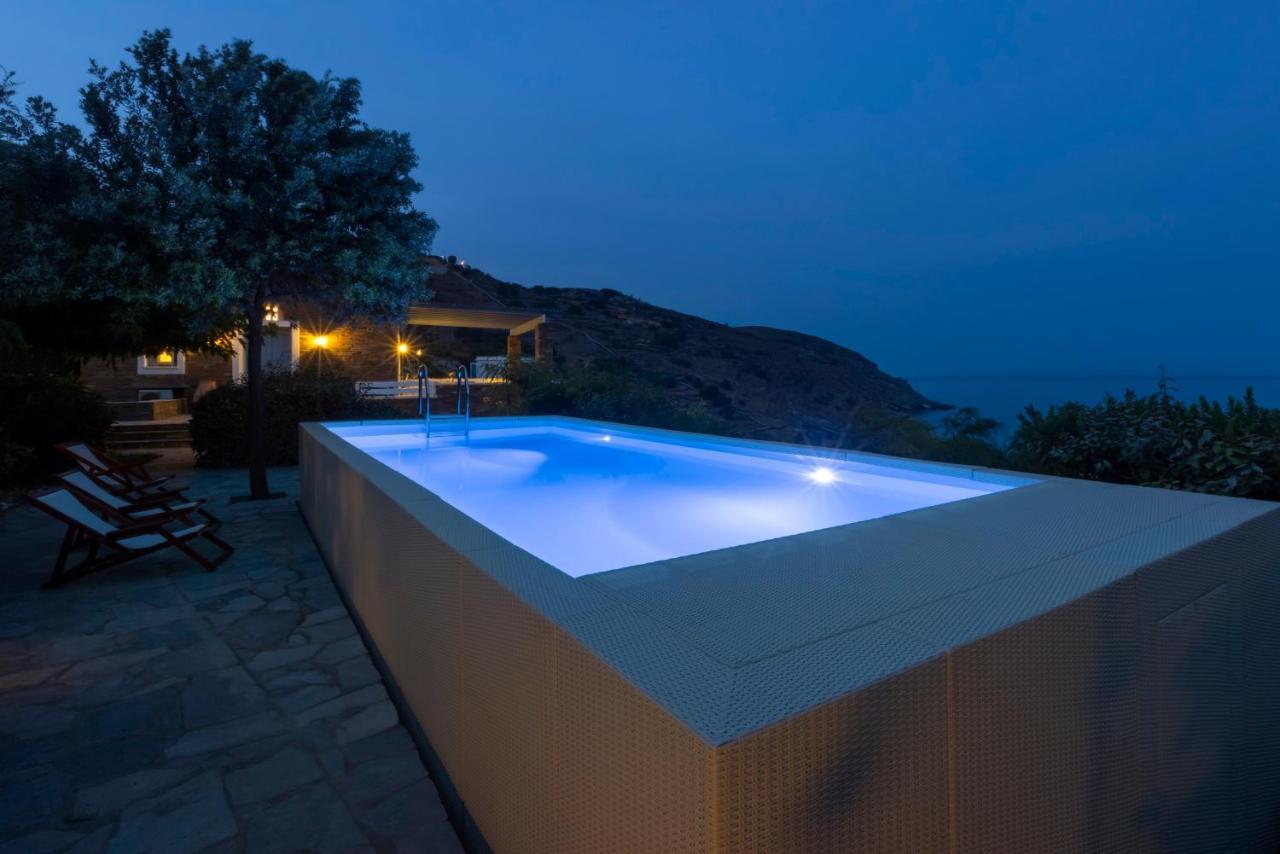 Luxury Villa By The Beach Στενιές Εξωτερικό φωτογραφία