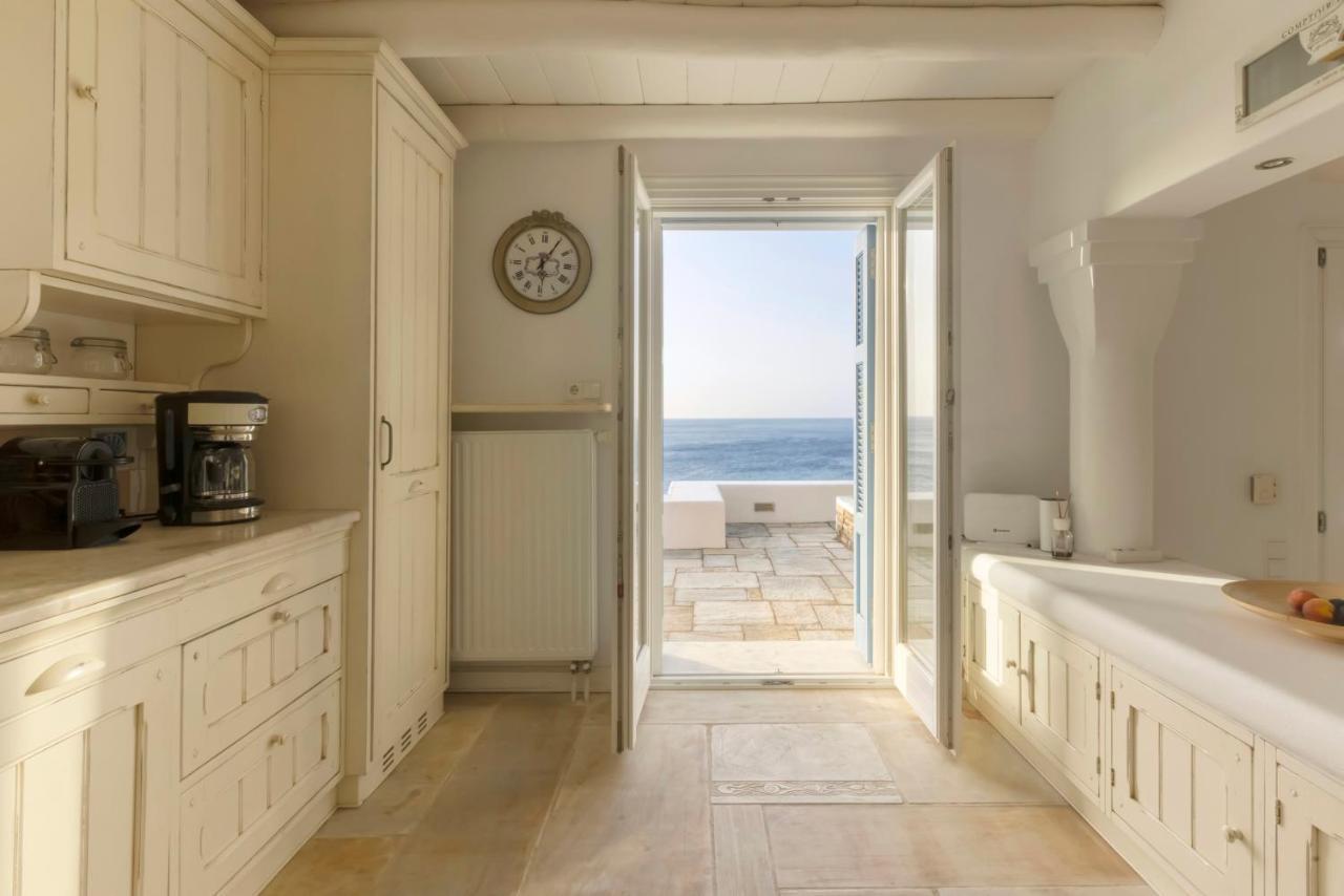 Luxury Villa By The Beach Στενιές Εξωτερικό φωτογραφία