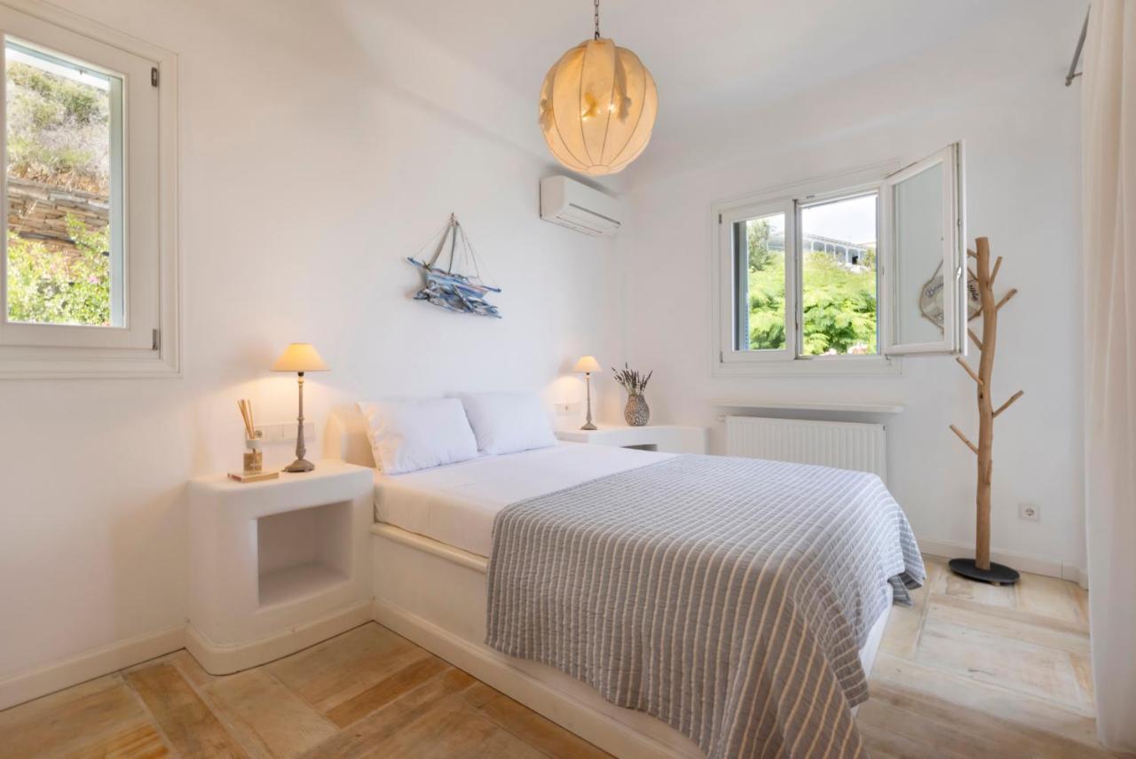 Luxury Villa By The Beach Στενιές Εξωτερικό φωτογραφία
