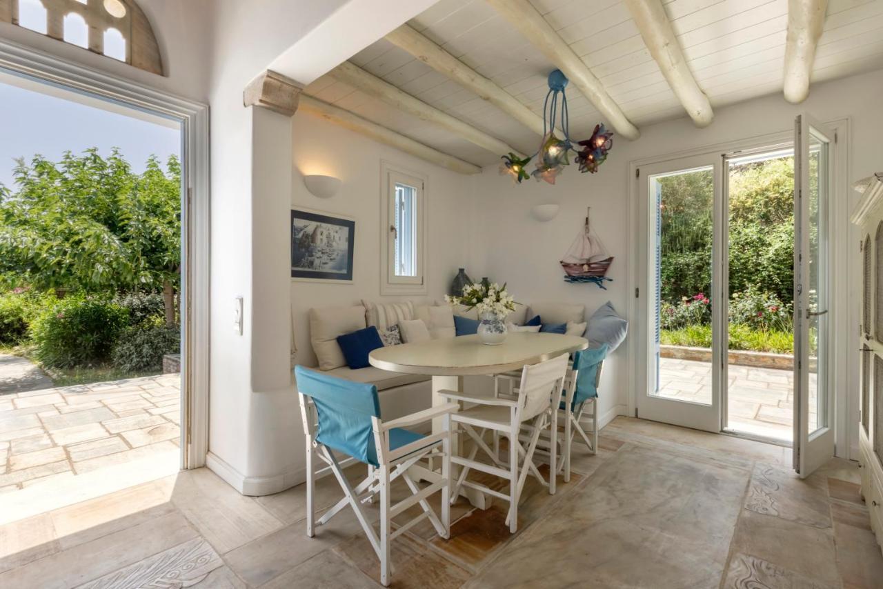 Luxury Villa By The Beach Στενιές Εξωτερικό φωτογραφία